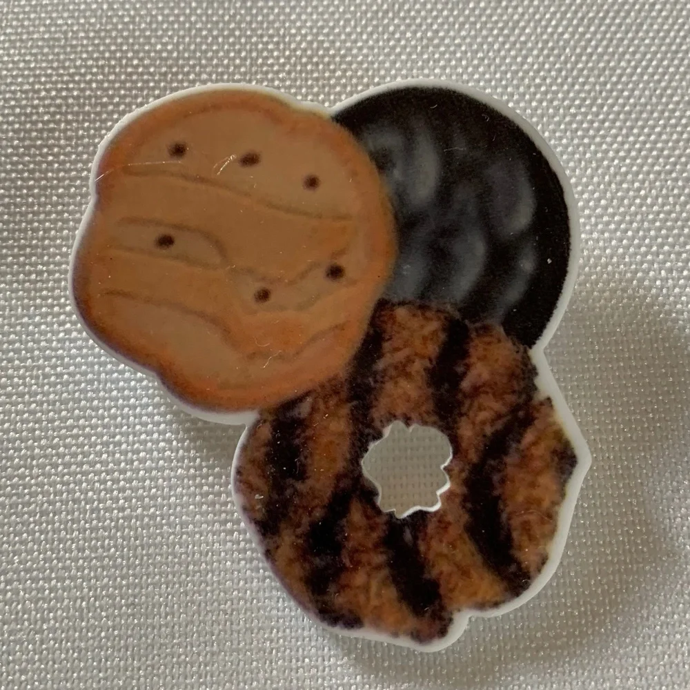 NWT. Handmade Girl Scout Cookies  Pin Brooch!